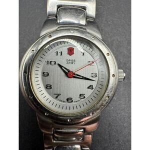 Victorinox Watches for Women on Sale up to 90% Off: Poshmark display picture 1